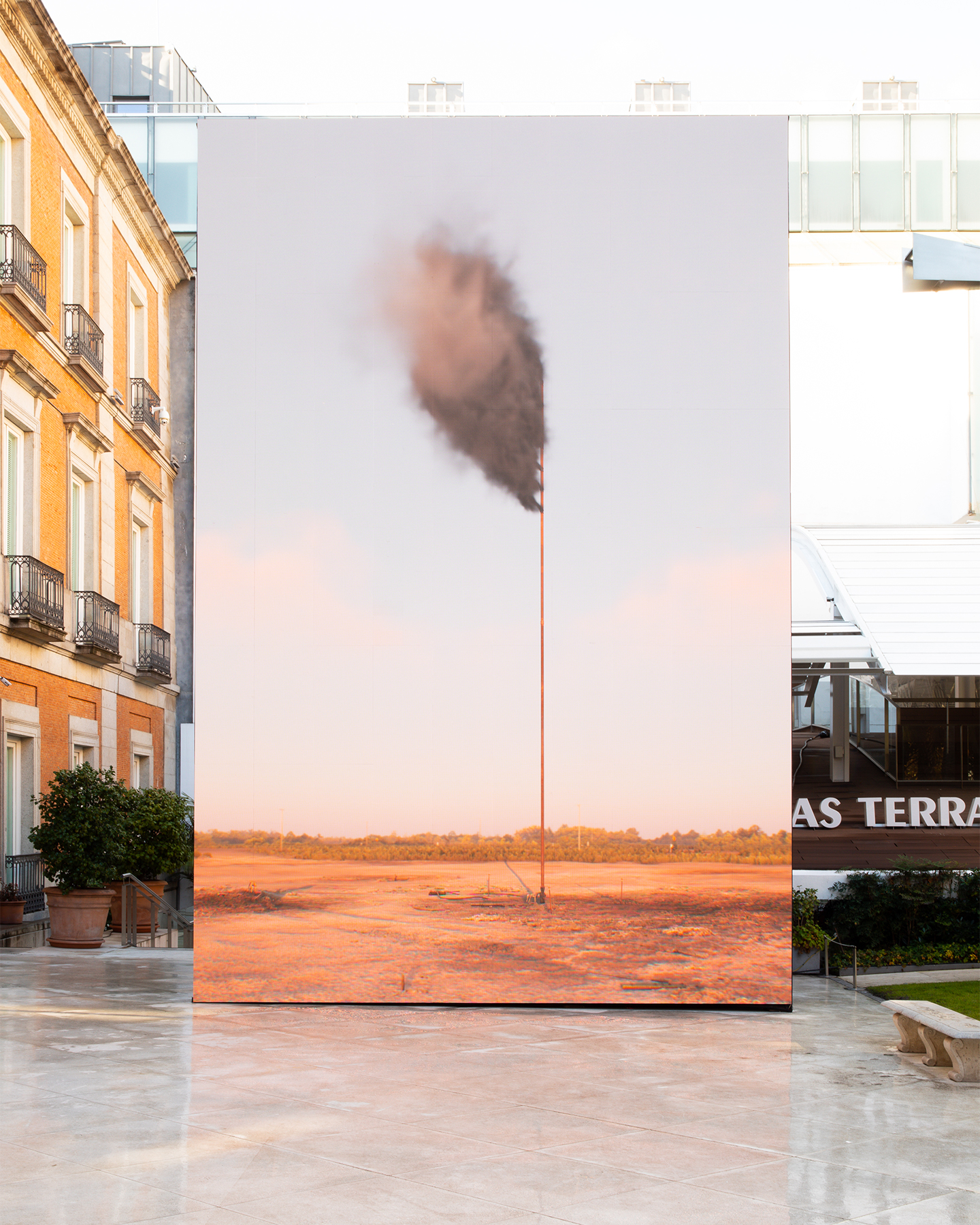 3tg — Tres Tipos Gráficos, project: John Gerrard (fig. 1)