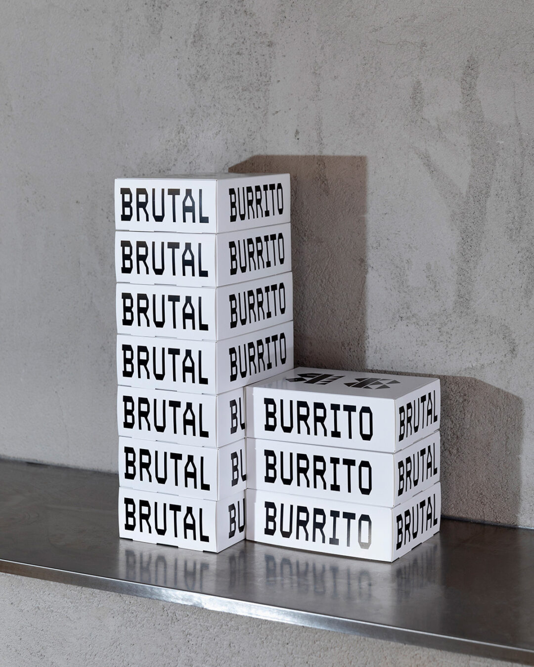Brutal Burrito Tres Tipos